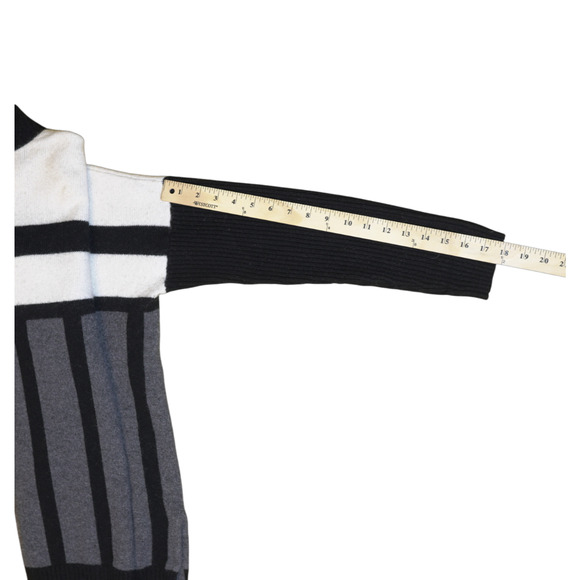 BCBGMAXAZRIA Women's Sweater Sz M (Fits L & XL) Striped Mock-Neck Lagenlook GUC - Picture 13 of 14